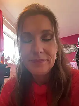 Lwhite1 online show from September 2025 03:35:01 PM