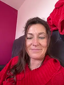 Lwhite1 online show from March 2026 04:12:02 PM