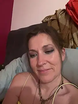 Lwhite1 online show from May 2026 10:16:02 PM
