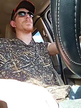 Snapshot of REDHAMMER_ chatting on October 2025 08:15:01 PM REDHAMMER online show from October 2025 08:15:01 PM