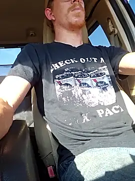 Snapshot of REDHAMMER_ chatting on October 2025 08:10:01 PM REDHAMMER online show from October 2025 08:10:01 PM