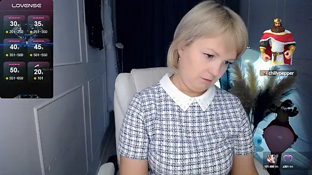 Juarnea online show from February 2025 02:01:01 PM