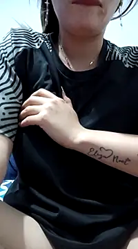 Snapshot of merlinaadams_ chatting on January 2025 03:11:02 AM merlinaadams online show from January 2025 03:11:02 AM