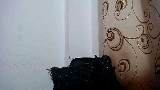 Snapshot of merlinaadams_ chatting on January 2025 08:31:02 PM merlinaadams online show from January 2025 08:31:02 PM