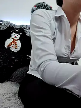 Snapshot of merlinaadams_ chatting on December 2025 08:14:02 PM merlinaadams online show from December 2025 08:14:02 PM