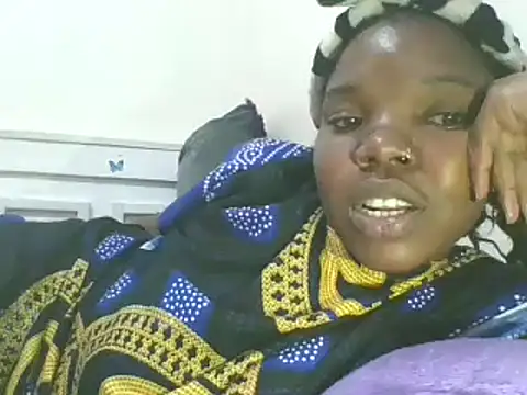 Snapshot of sweet_bigclit chatting on February 2025 05:53:02 PM sweet bigclit online show from February 2025 05:53:02 PM