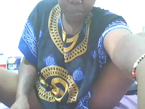 Snapshot of sweet_bigclit chatting on March 2025 04:00:02 PM sweet bigclit online show from March 2025 04:00:02 PM