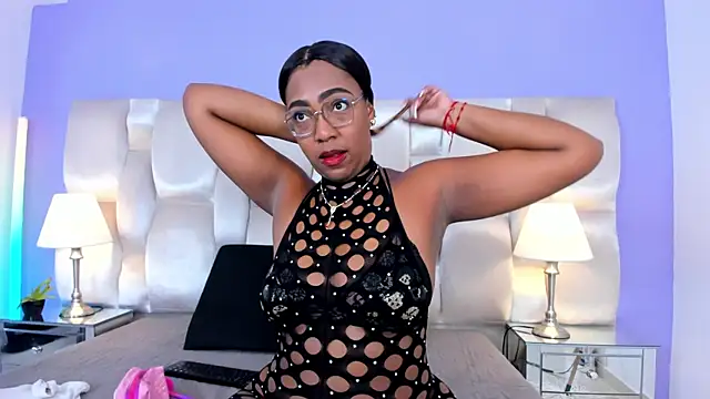 dirtyvictoria online show from September 2025 12:10:01 PM