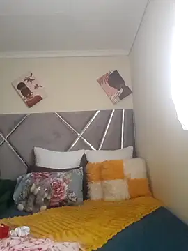 Snapshot of CocoBootyyy chatting on March 2025 09:43:01 AM CocoBootyyy online show from March 2025 09:43:01 AM