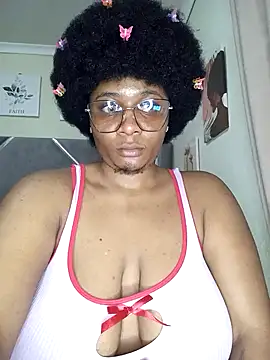 Snapshot of CocoBootyyy chatting on October 2025 03:16:01 AM CocoBootyyy online show from October 2025 03:16:01 AM