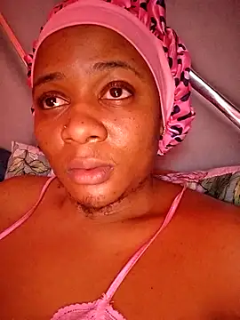 Snapshot of CocoBootyyy chatting on November 2025 03:01:02 AM CocoBootyyy online show from November 2025 03:01:02 AM