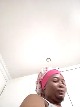 Snapshot of CocoBootyyy chatting on February 2026 04:02:01 PM CocoBootyyy online show from February 2026 04:02:01 PM