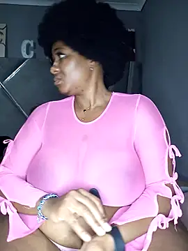 Snapshot of CocoBootyyy chatting on March 2026 09:39:02 PM CocoBootyyy online show from March 2026 09:39:02 PM