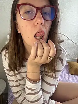 BeatriceTender online show from May 2026 08:53:01 AM