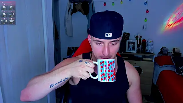 liam oficial02 online show from December 2024 04:45:01 AM