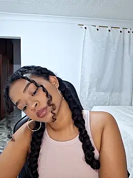 avellanatammy online show from May 2026 11:21:02 PM