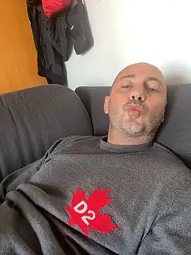 Snapshot of cateodo chatting on October 2025 12:47:01 PM cateodo online show from October 2025 12:47:01 PM