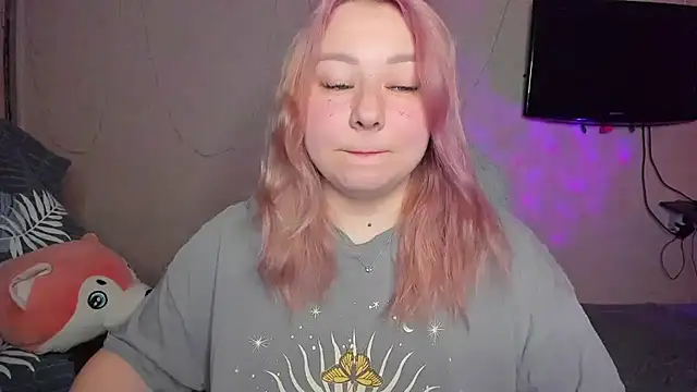 Snapshot of Milafoxxxy chatting on December 2025 07:50:01 AM Milafoxxxy online show from December 2025 07:50:01 AM