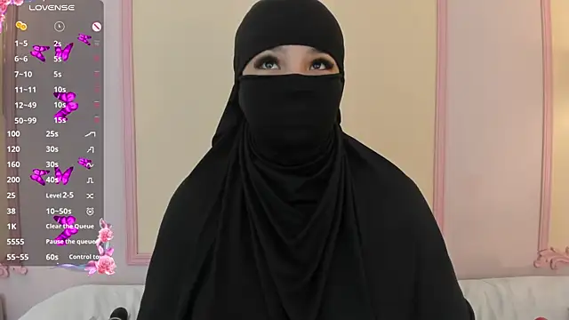 Snapshot of nashi_ra chatting on April 2026 05:30:01 PM nashi ra online show from April 2026 05:30:01 PM