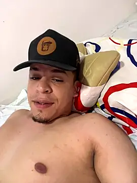 jhon150620 online show from December 2025 04:19:02 AM