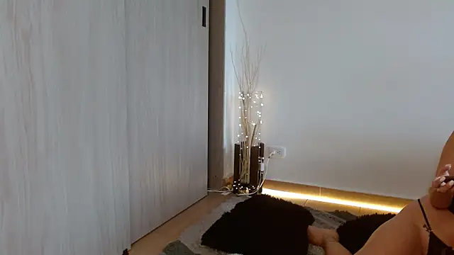 Snapshot of TatianaRico chatting on January 2025 07:10:02 PM TatianaRico online show from January 2025 07:10:02 PM