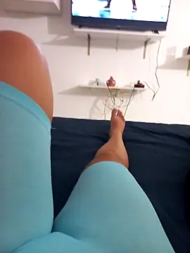 buterfly1519 online show from September 2025 07:59:01 PM