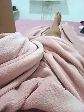 buterfly1519 online show from November 2025 10:30:01 AM