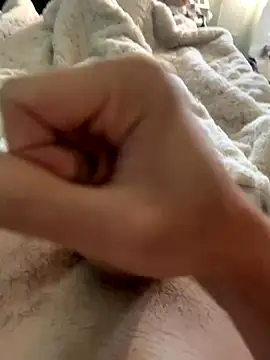 Snapshot of magrossebite25cm chatting on September 2025 02:09:02 PM magrossebite25cm online show from September 2025 02:09:02 PM