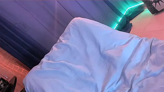 roberts kloe online show from January 2025 04:33:02 PM