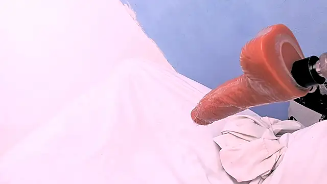 roberts kloe online show from February 2025 05:50:01 PM