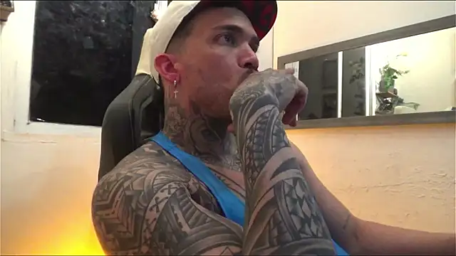 Angel sex latin online show from February 2025 03:52:02 AM