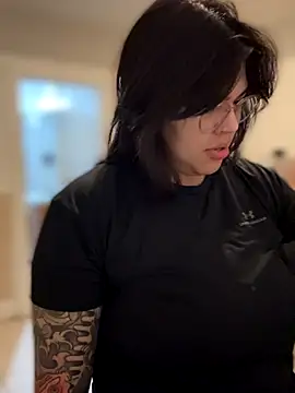 miacanela xo online show from November 2025 03:18:02 AM