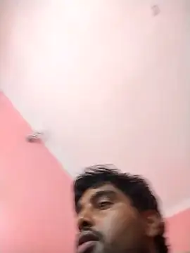 Snapshot of SweetFatBoy chatting on February 2026 10:58:02 AM SweetFatBoy online show from February 2026 10:58:02 AM