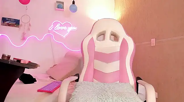 lilith horny online show from January 2025 01:28:01 AM