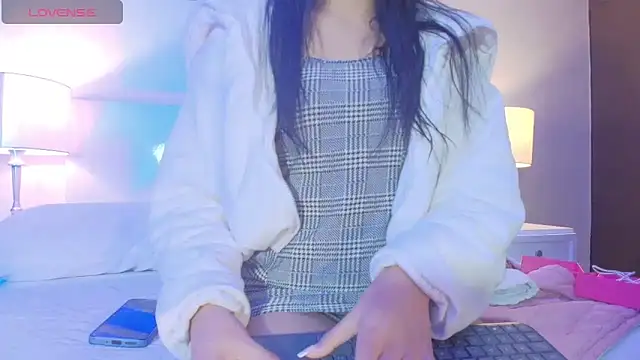 Tamaraakins online show from October 2025 12:25:02 PM