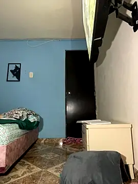 Snapshot of Kimmymadison- chatting on October 2025 08:37:01 AM Kimmymadison- online show from October 2025 08:37:01 AM