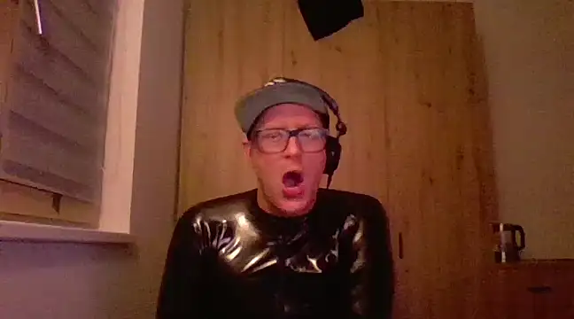 Bigthroaterboy online show from February 2025 12:52:02 AM