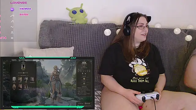 Colins Pink Room online show from December 2024 03:30:02 PM