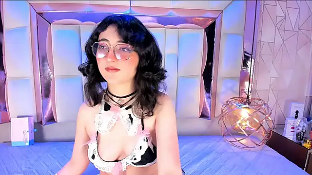 SaraMartini1 online show from October 2025 06:05:02 AM