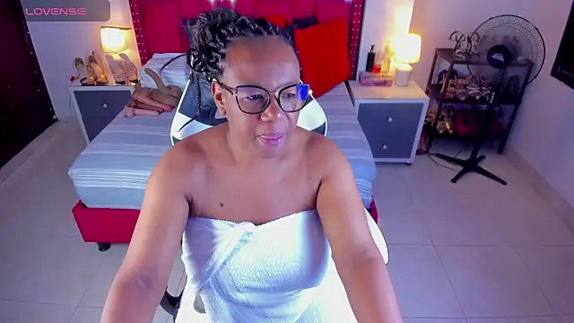 ShantalDior online show from September 2025 05:40:01 AM