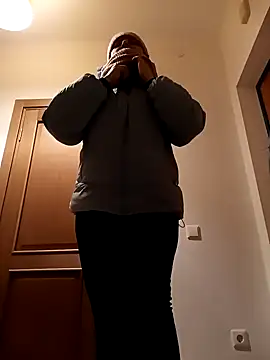 Snapshot of Women-pleasures chatting on December 2024 06:02:02 PM Women-pleasures online show from December 2024 06:02:02 PM