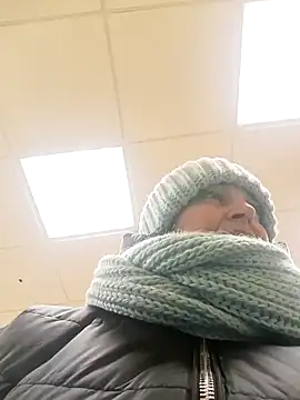 Snapshot of Women-pleasures chatting on January 2025 06:46:01 PM Women-pleasures online show from January 2025 06:46:01 PM