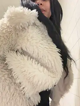 Snapshot of HaileyDiana chatting on March 2025 09:51:01 AM HaileyDiana online show from March 2025 09:51:01 AM