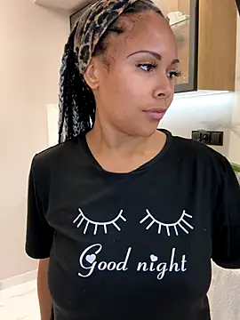 Snapshot of HaileyDiana chatting on November 2025 11:54:01 AM HaileyDiana online show from November 2025 11:54:01 AM