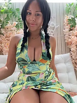 Snapshot of HaileyDiana chatting on July 2026 09:11:02 AM HaileyDiana online show from July 2026 09:11:02 AM