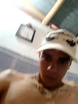 Restrepo300 online show from September 2025 04:18:01 PM