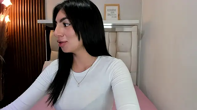 Snapshot of ANTONELLA__ROUSE_ chatting on January 2025 08:25:02 PM ANTONELLA ROUSE online show from January 2025 08:25:02 PM