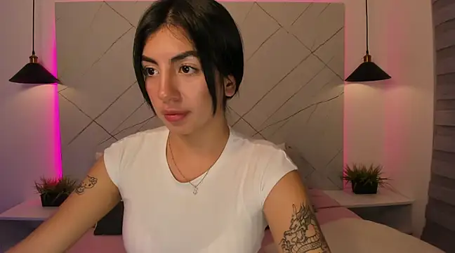 Snapshot of ANTONELLA__ROUSE_ chatting on February 2025 11:31:01 PM ANTONELLA ROUSE online show from February 2025 11:31:01 PM