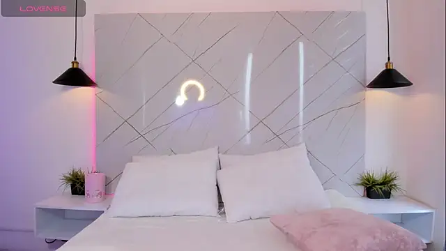 Snapshot of ANTONELLA__ROUSE_ chatting on October 2025 07:45:01 PM ANTONELLA ROUSE online show from October 2025 07:45:01 PM