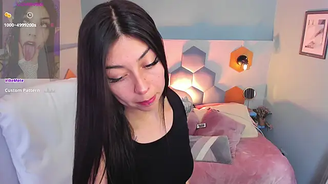 Snapshot of Melissa_Koster chatting on January 2025 10:04:02 PM Melissa Koster online show from January 2025 10:04:02 PM